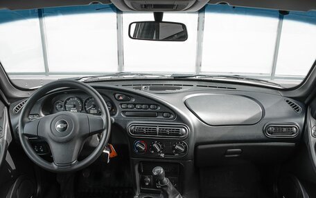 Chevrolet Niva I рестайлинг, 2018 год, 850 000 рублей, 14 фотография