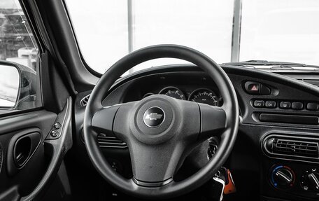 Chevrolet Niva I рестайлинг, 2018 год, 850 000 рублей, 15 фотография