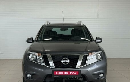 Nissan Terrano III, 2016 год, 1 350 000 рублей, 2 фотография