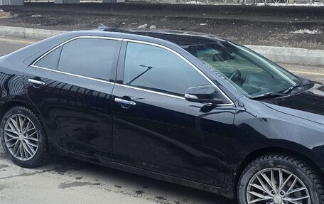 Toyota Camry, 2017 год, 1 910 000 рублей, 2 фотография