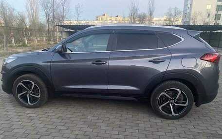 Hyundai Tucson III, 2019 год, 2 550 000 рублей, 3 фотография