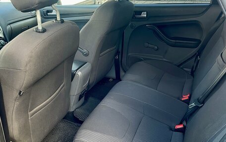 Ford Focus II рестайлинг, 2005 год, 299 000 рублей, 11 фотография