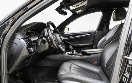 BMW 5 серия, 2018 год, 2 438 000 рублей, 30 фотография