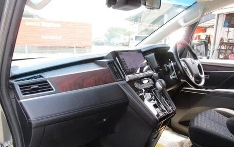 Mitsubishi Delica D:5 I, 2023 год, 2 855 100 рублей, 13 фотография