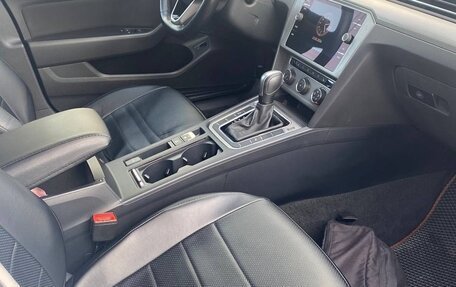 Volkswagen Passat B8 рестайлинг, 2021 год, 2 100 000 рублей, 8 фотография