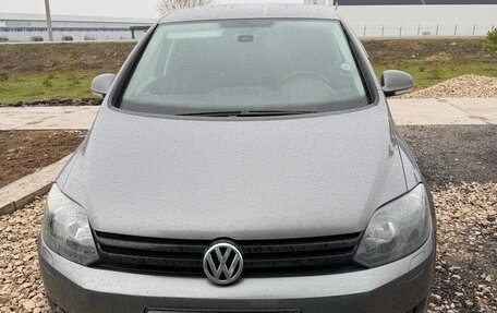 Volkswagen Golf Plus II, 2012 год, 849 000 рублей, 1 фотография