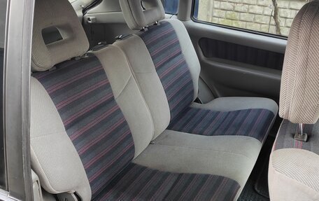 Mitsubishi Space Runner II, 1992 год, 185 000 рублей, 6 фотография