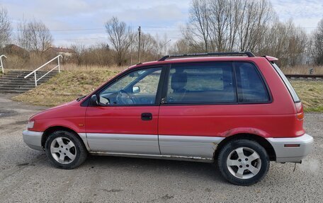 Mitsubishi Space Runner II, 1992 год, 185 000 рублей, 4 фотография