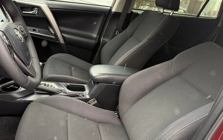 Toyota RAV4, 2017 год, 2 250 000 рублей, 8 фотография