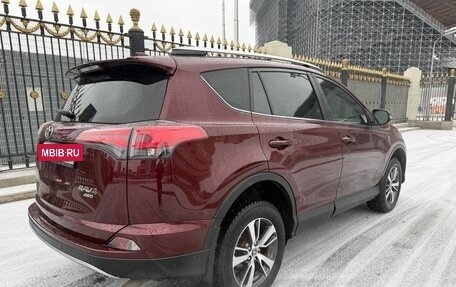 Toyota RAV4, 2017 год, 2 250 000 рублей, 4 фотография