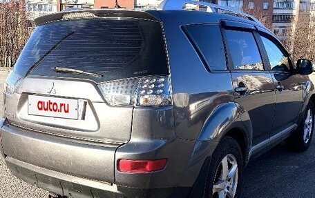 Mitsubishi Outlander III рестайлинг 3, 2008 год, 870 000 рублей, 2 фотография