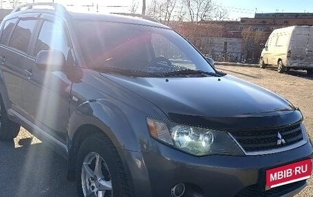 Mitsubishi Outlander III рестайлинг 3, 2008 год, 870 000 рублей, 3 фотография