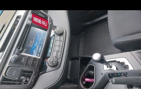 Toyota RAV4, 2016 год, 2 000 000 рублей, 13 фотография