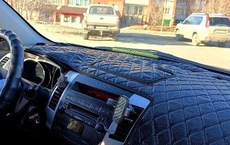 Mitsubishi Outlander III рестайлинг 3, 2008 год, 870 000 рублей, 11 фотография