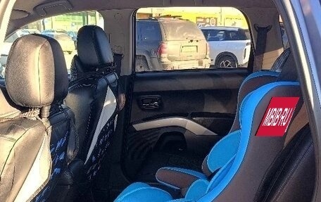 Mitsubishi Outlander III рестайлинг 3, 2008 год, 870 000 рублей, 9 фотография