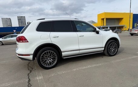 Volkswagen Touareg III, 2015 год, 2 800 000 рублей, 3 фотография