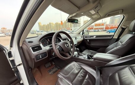 Volkswagen Touareg III, 2015 год, 2 800 000 рублей, 16 фотография