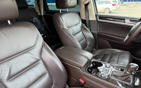 Volkswagen Touareg III, 2015 год, 2 800 000 рублей, 20 фотография