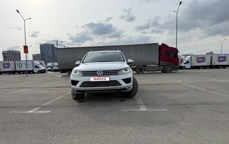 Volkswagen Touareg III, 2015 год, 2 800 000 рублей, 25 фотография