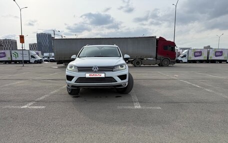 Volkswagen Touareg III, 2015 год, 2 800 000 рублей, 24 фотография