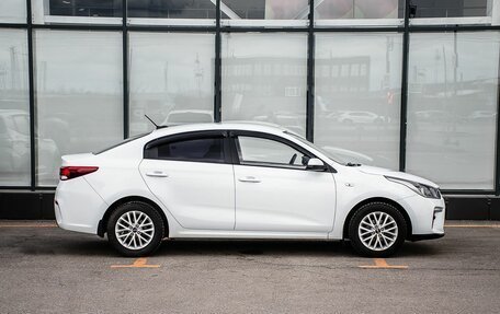 KIA Rio IV, 2018 год, 1 300 000 рублей, 8 фотография