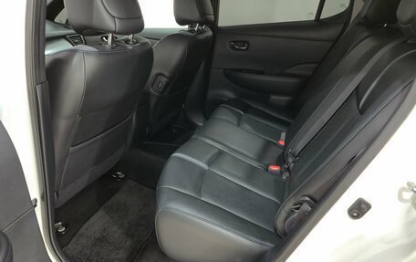 Nissan Leaf II, 2019 год, 1 980 000 рублей, 15 фотография