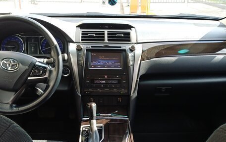 Toyota Camry, 2016 год, 2 190 000 рублей, 11 фотография