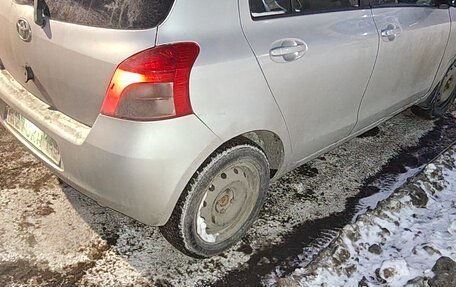 Toyota Yaris III рестайлинг, 2006 год, 415 000 рублей, 7 фотография