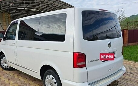 Volkswagen Caravelle T5, 2013 год, 1 800 000 рублей, 2 фотография