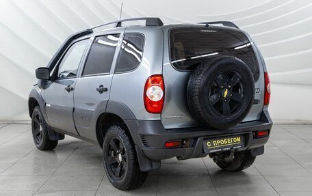Chevrolet Niva I рестайлинг, 2015 год, 638 000 рублей, 5 фотография