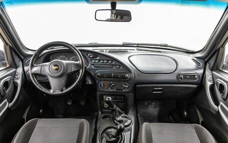 Chevrolet Niva I рестайлинг, 2015 год, 638 000 рублей, 13 фотография