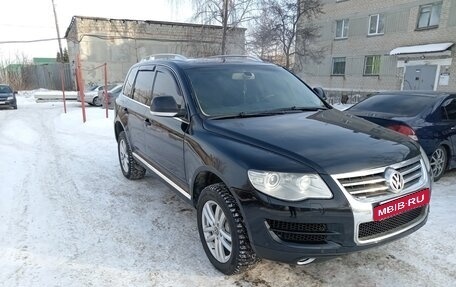Volkswagen Touareg III, 2010 год, 1 100 000 рублей, 2 фотография