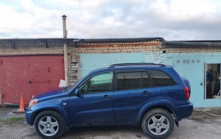 Toyota RAV4, 2003 год, 750 000 рублей, 2 фотография