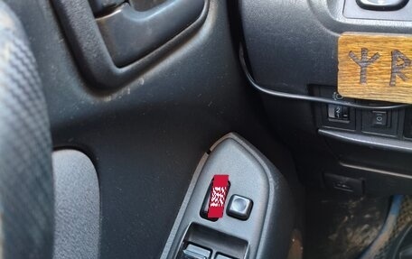 Toyota RAV4, 2003 год, 750 000 рублей, 13 фотография