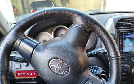 Toyota RAV4, 2003 год, 750 000 рублей, 8 фотография