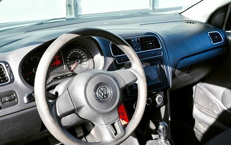 Volkswagen Polo VI (EU Market), 2011 год, 685 000 рублей, 13 фотография