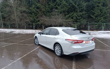 Toyota Camry, 2021 год, 2 800 000 рублей, 3 фотография