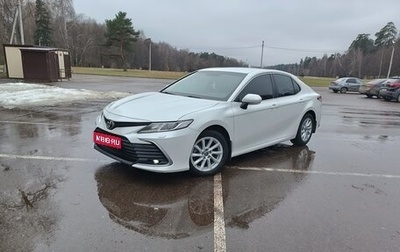 Toyota Camry, 2021 год, 2 800 000 рублей, 1 фотография