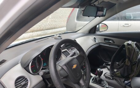 Chevrolet Cruze II, 2011 год, 690 000 рублей, 1 фотография