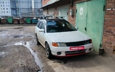 Nissan Wingroad III, 2000 год, 250 000 рублей, 1 фотография