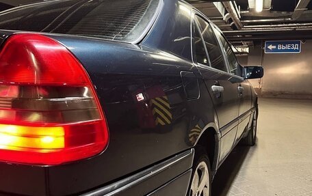 Mercedes-Benz C-Класс, 1996 год, 280 000 рублей, 5 фотография