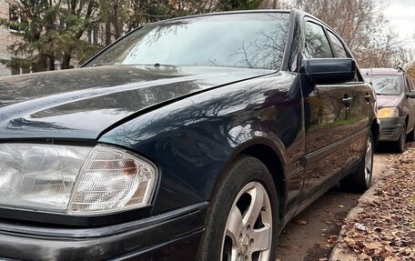 Mercedes-Benz C-Класс, 1996 год, 280 000 рублей, 21 фотография