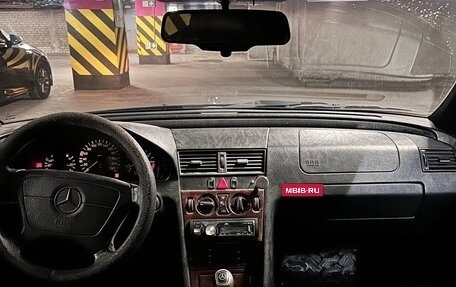 Mercedes-Benz C-Класс, 1996 год, 280 000 рублей, 20 фотография
