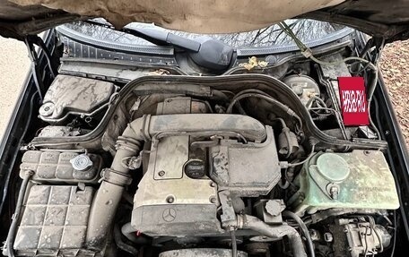 Mercedes-Benz C-Класс, 1996 год, 280 000 рублей, 26 фотография