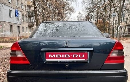 Mercedes-Benz C-Класс, 1996 год, 280 000 рублей, 32 фотография