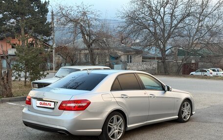 Mercedes-Benz E-Класс, 2011 год, 1 350 000 рублей, 4 фотография