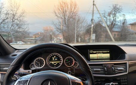 Mercedes-Benz E-Класс, 2011 год, 1 350 000 рублей, 10 фотография