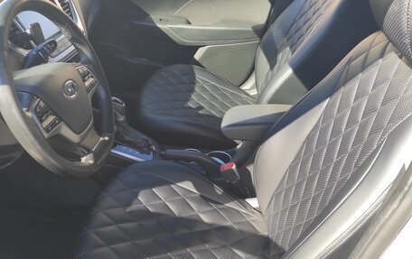 Hyundai Solaris II рестайлинг, 2019 год, 1 180 000 рублей, 3 фотография