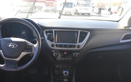 Hyundai Solaris II рестайлинг, 2019 год, 1 180 000 рублей, 2 фотография