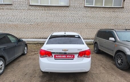 Chevrolet Cruze II, 2011 год, 690 000 рублей, 9 фотография